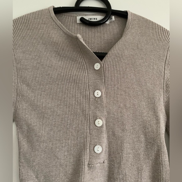 Knit fit top - Picture 2 of 3